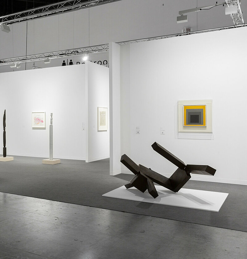 Installation view, Galerie Karsten Greve, Art Basel Miami Beach, 2022